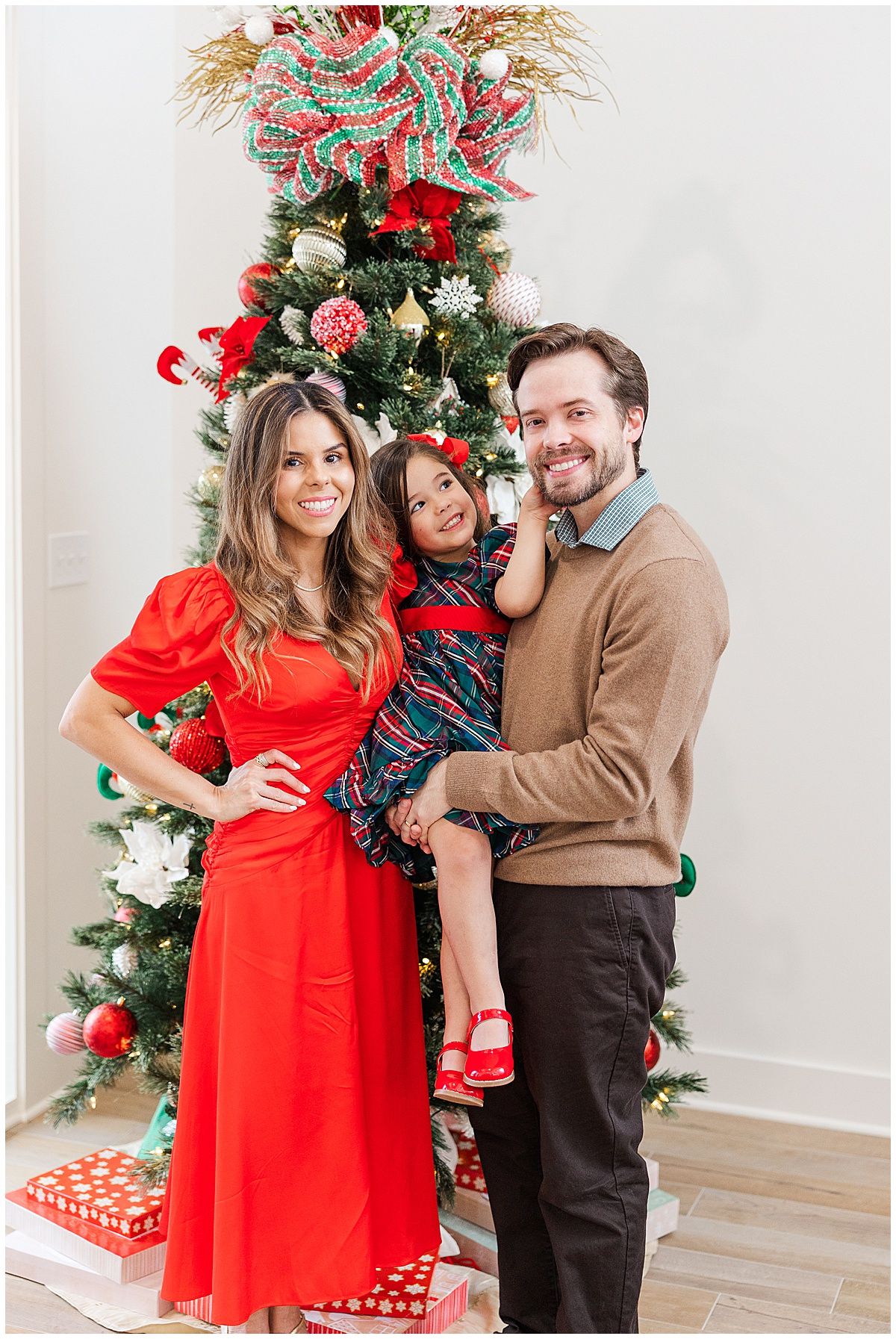 Smith family Christmas portrait during an in-home family photography session in Shreveport Louisiana