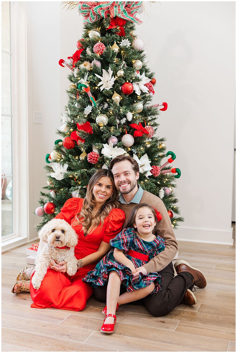 Smith family Christmas portrait during an in-home family photography session in Shreveport Louisiana