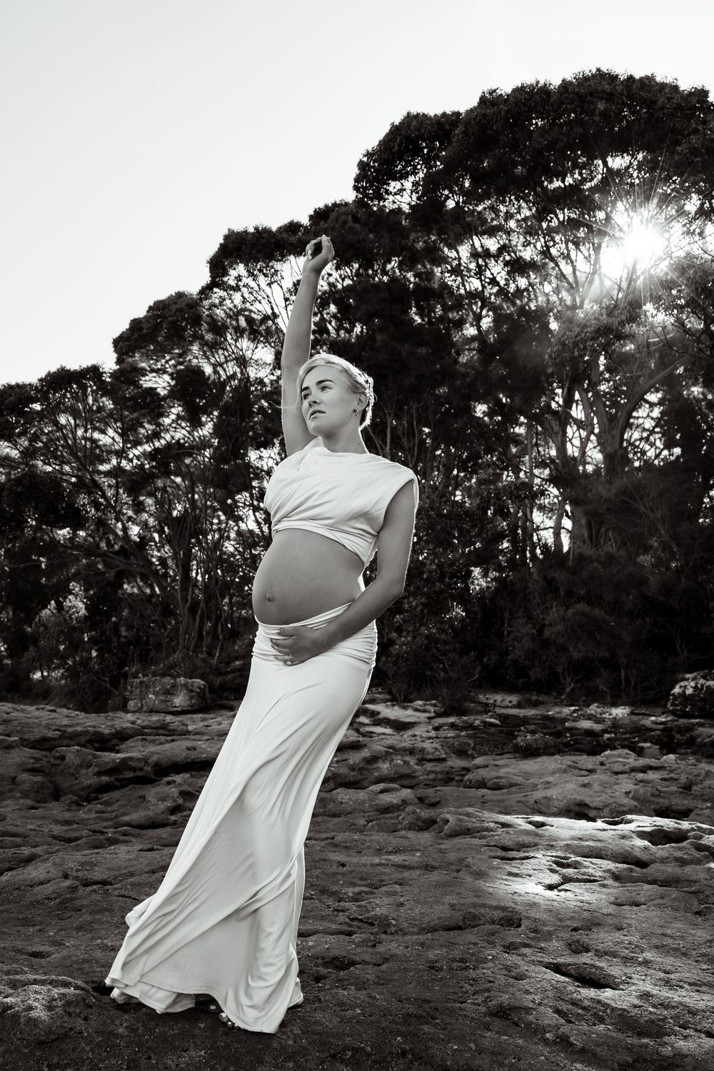 Maternity-portrait-hyams-beach-jervis-bay