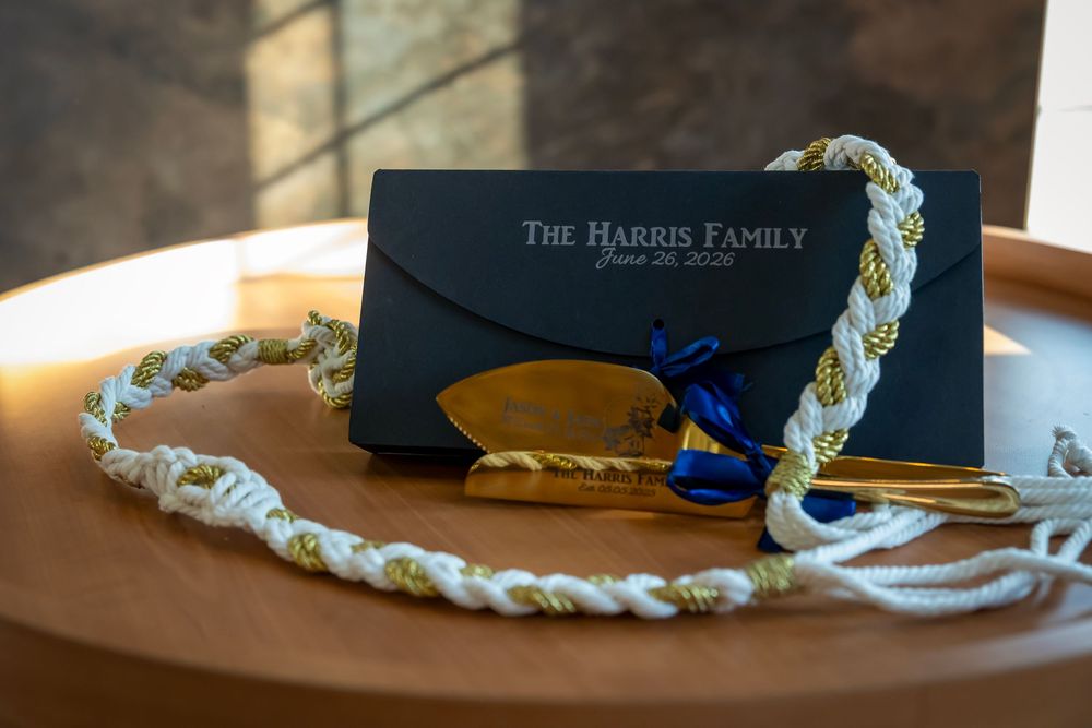 Personalized cake cutting utensils, box, and handfasting cord Castle Gardens Kuna Idaho ©Milestones Studios LLC