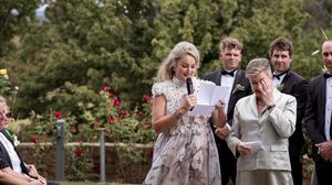 Wedding images by Albury Wodonga Wedding Photographer Jason Robins, 2025 Australian Wedding Photographer of the Year.