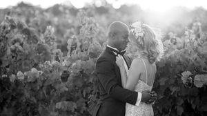 Wedding images by Albury Wodonga Wedding Photographer Jason Robins, 2025 Australian Wedding Photographer of the Year.