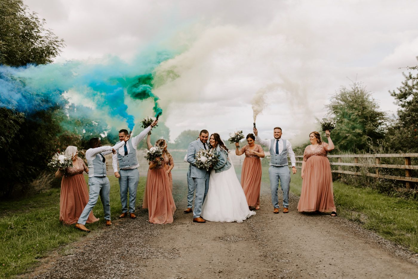 Bradbury Galde tipi wedding