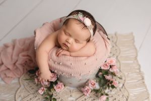 miami newborn photographer, newborn photography near me, newborn portraits in miami, baby photography miami