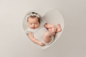 miami newborn photographer, newborn photography near me, newborn portraits in miami, baby photography miami