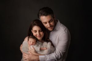 miami newborn photographer, newborn photography near me, newborn portraits in miami, baby photography miami