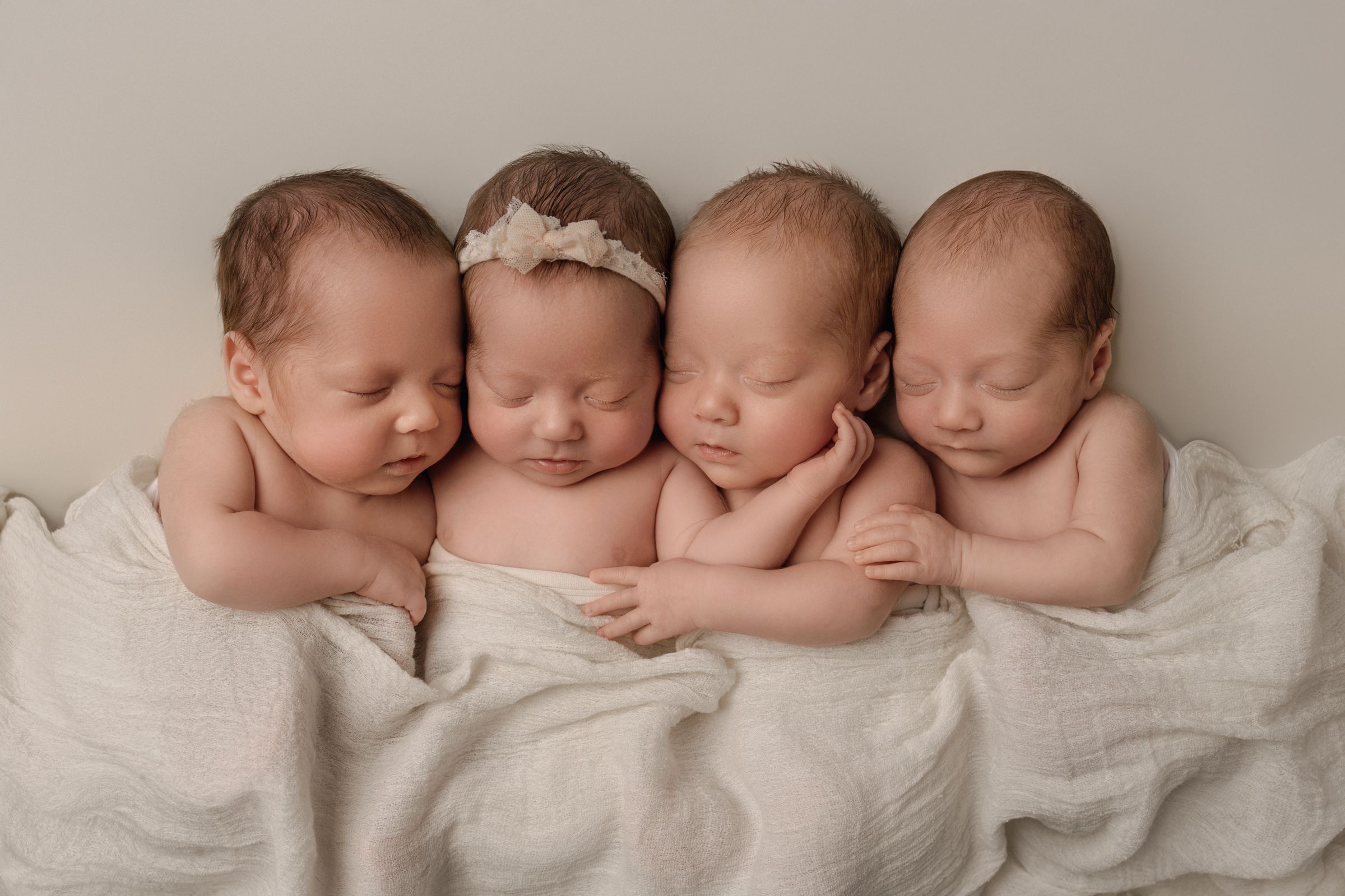 miami newborn photographer, newborn photography near me, newborn portraits miami