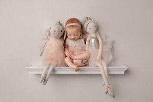 miami newborn photographer, newborn photography near me, newborn portraits in miami, baby photography miami