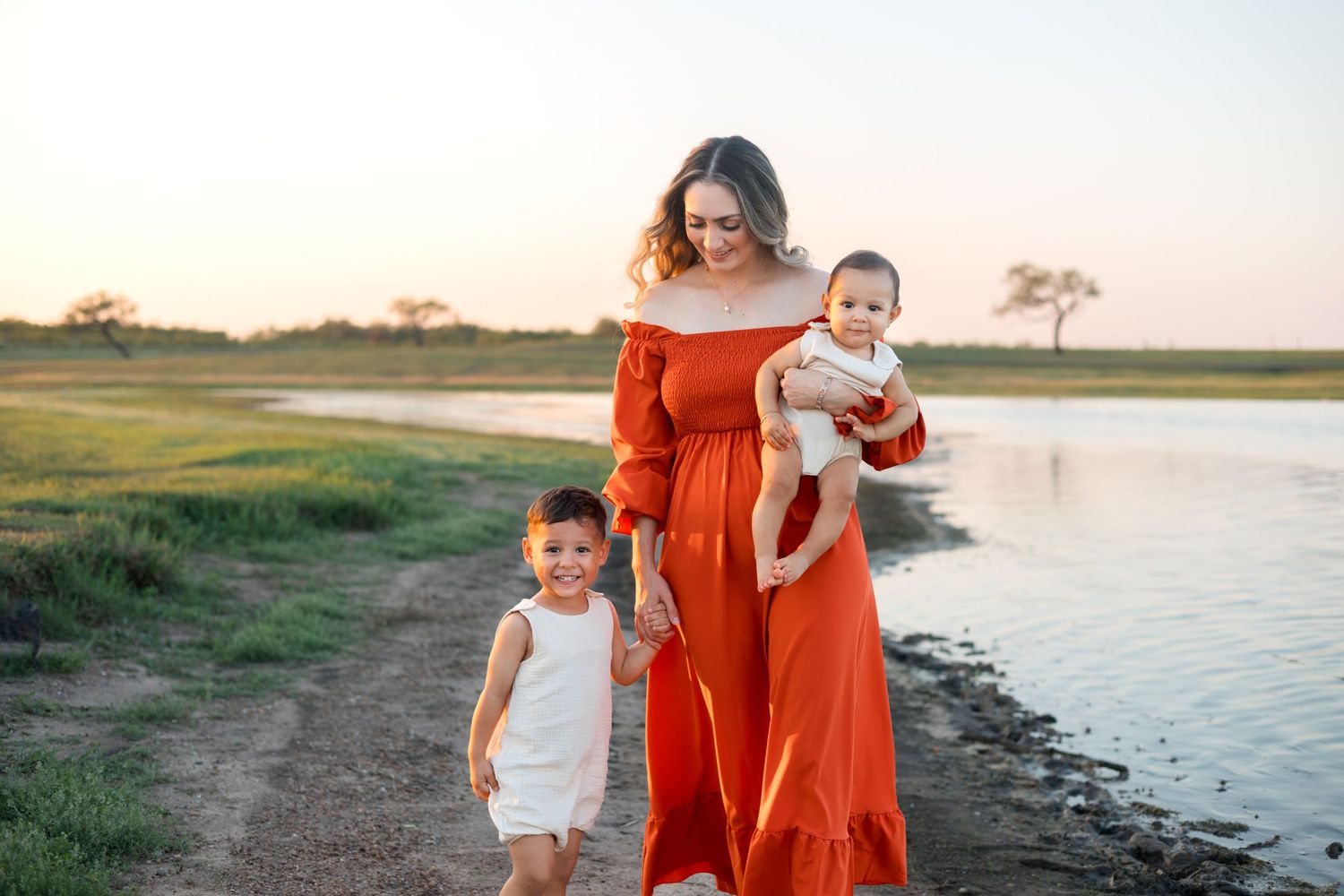 Family Photography Ennis TX, Ellis County. Waxahachie, Midlothian, Corsicana, Waco. Navarro County. Newborn Maternity, Seniors, Weddings