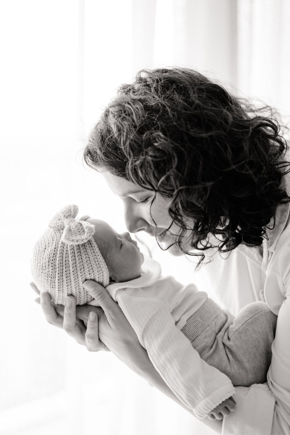 Séance photo naissance poissy 
séance photo naissance yvelines 
photographe grossesse naissance poissy yvelines
shooting photo bébé poissy