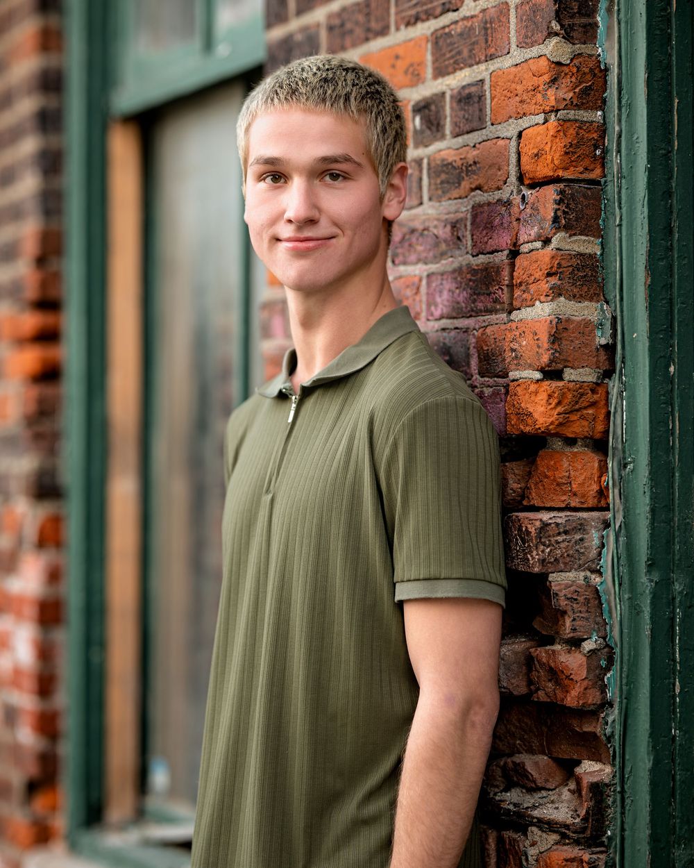 Kansas City senior portrait session setting by Jen Welker Photographer