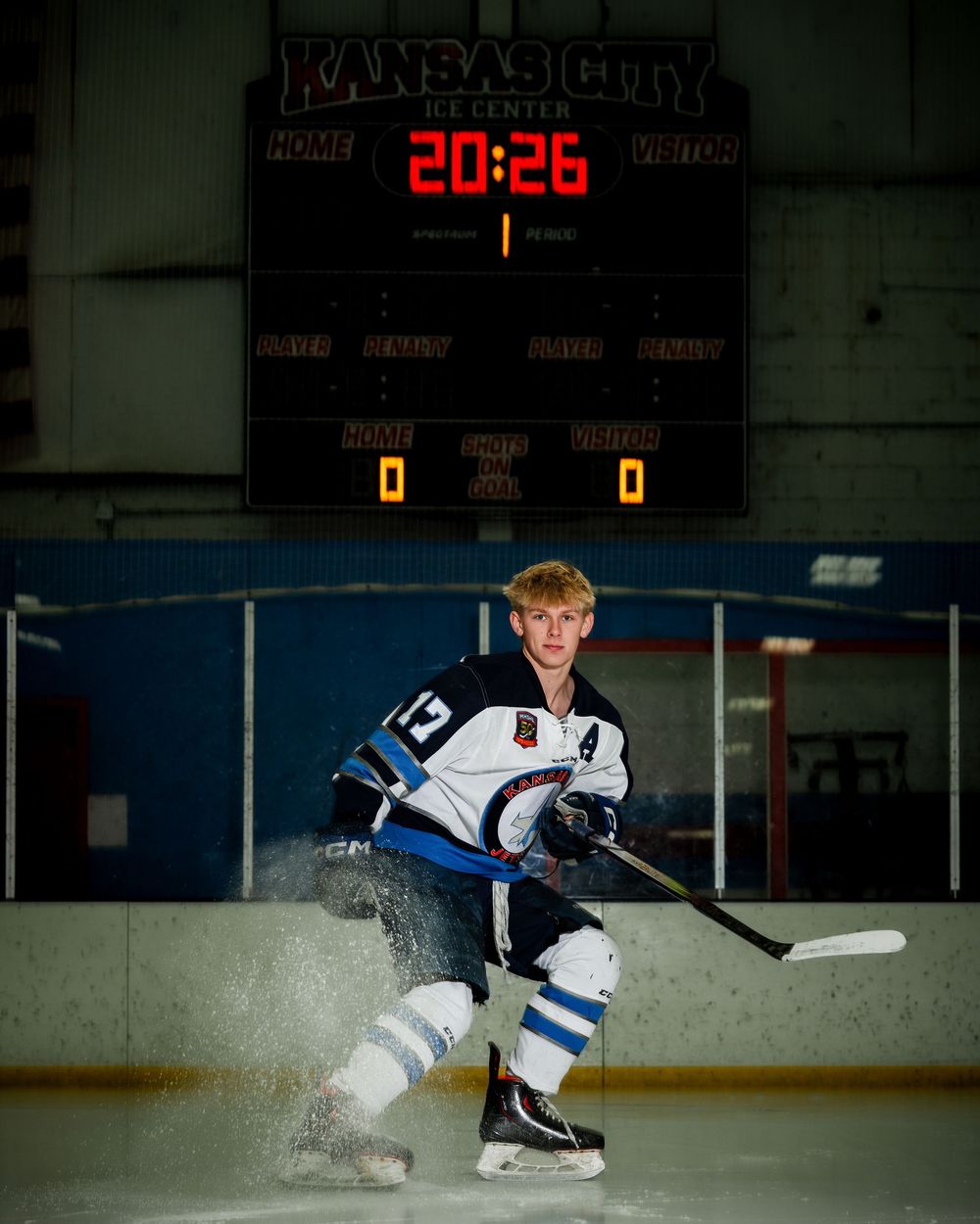 Kansas City senior portrait session setting by Jen Welker Photographer