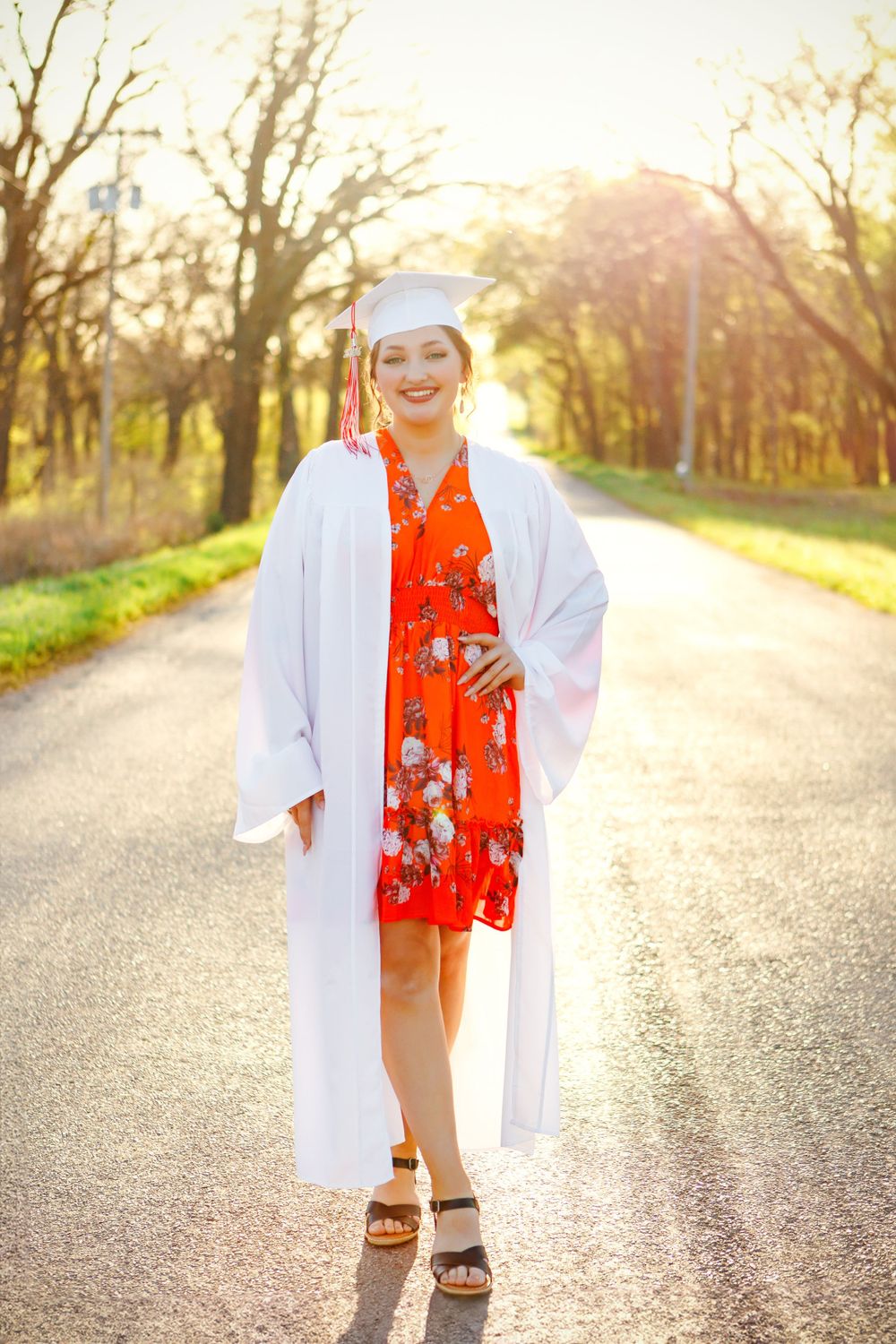 oklahoma senior photographer, senior pics, senior portraits, cap and gown session