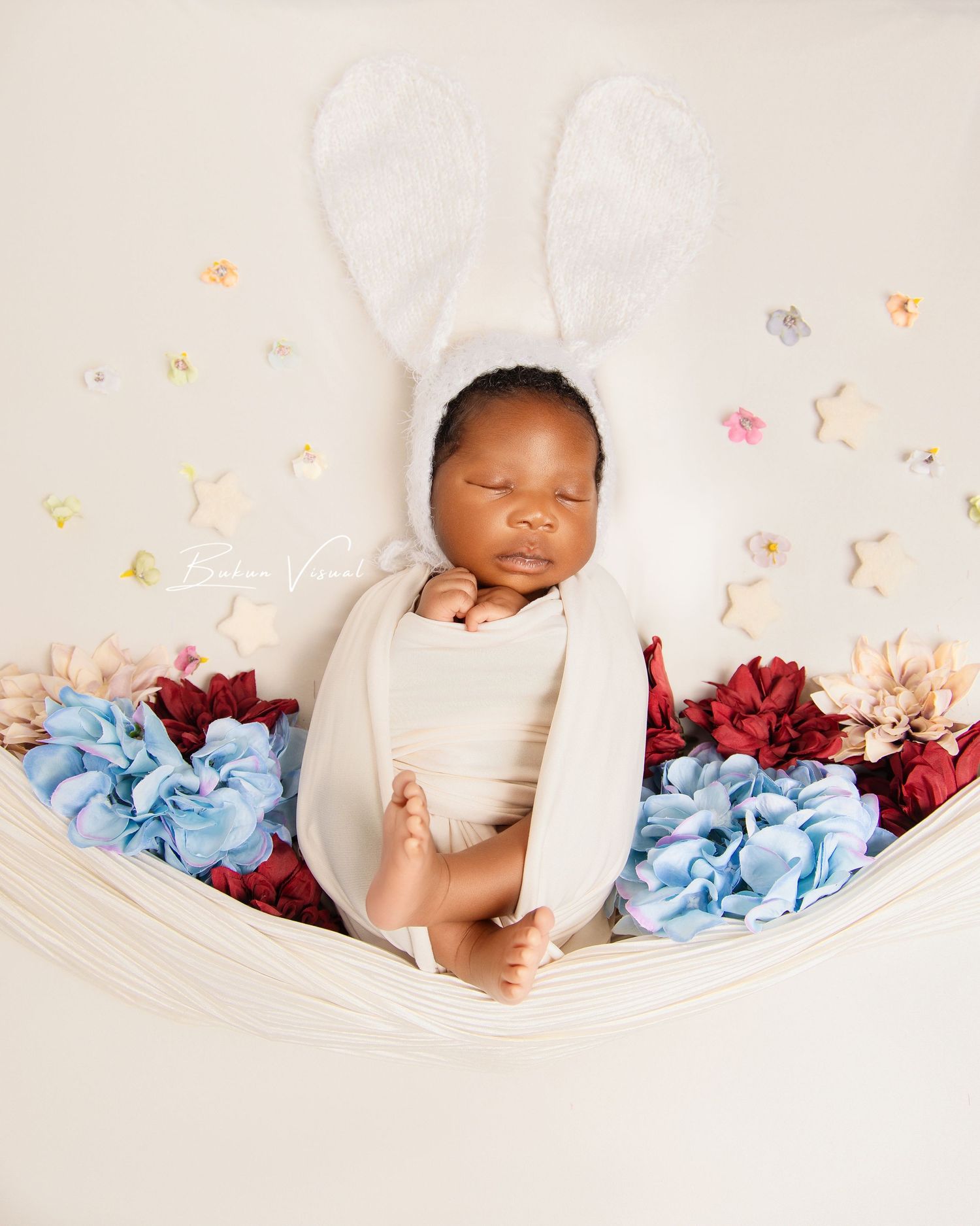 Book Pregnancy/ maternity session in Darwin, Darwin maternity photographer.