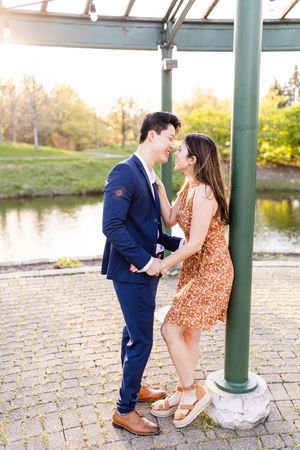 Relationship photography
Date night photoshoot
Couple walking photos
Smiling couple pictures
Engagement photography
Pre-wedding photos