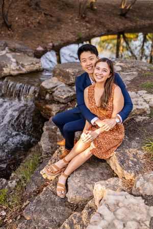 Relationship photography
Date night photoshoot
Couple walking photos
Smiling couple pictures
Engagement photography
Pre-wedding photos