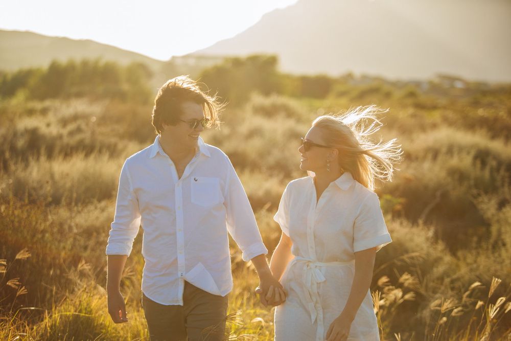 sunset couple shoot in franschhoek
