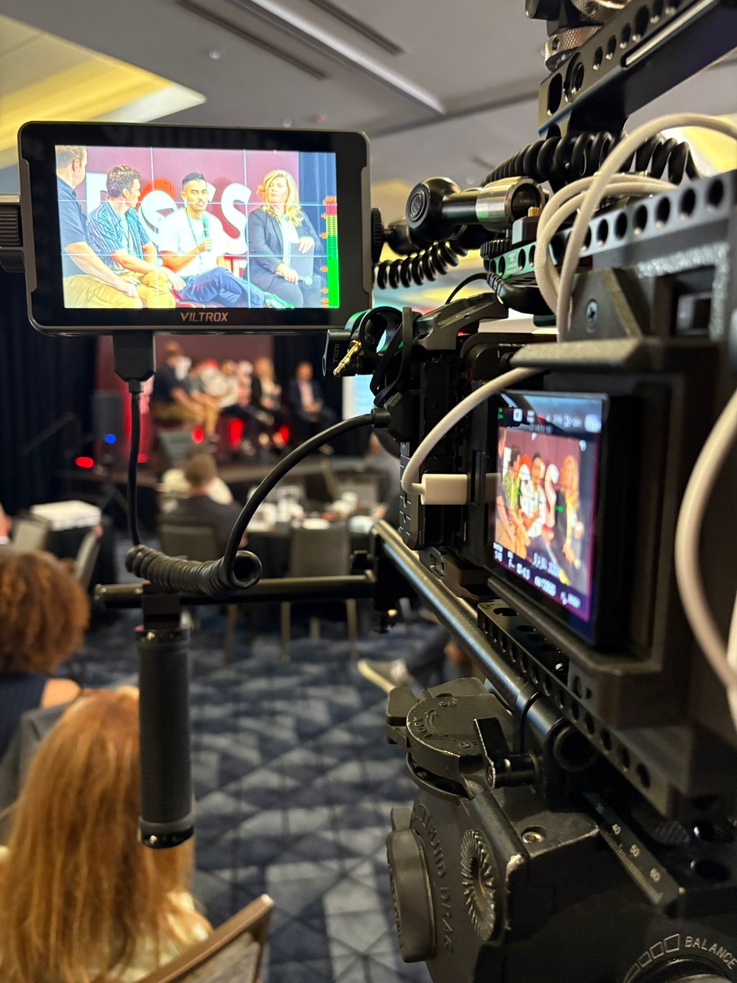 Sony FX3 on the Cineback V2 V-Mount cage & a 85-205mm lens