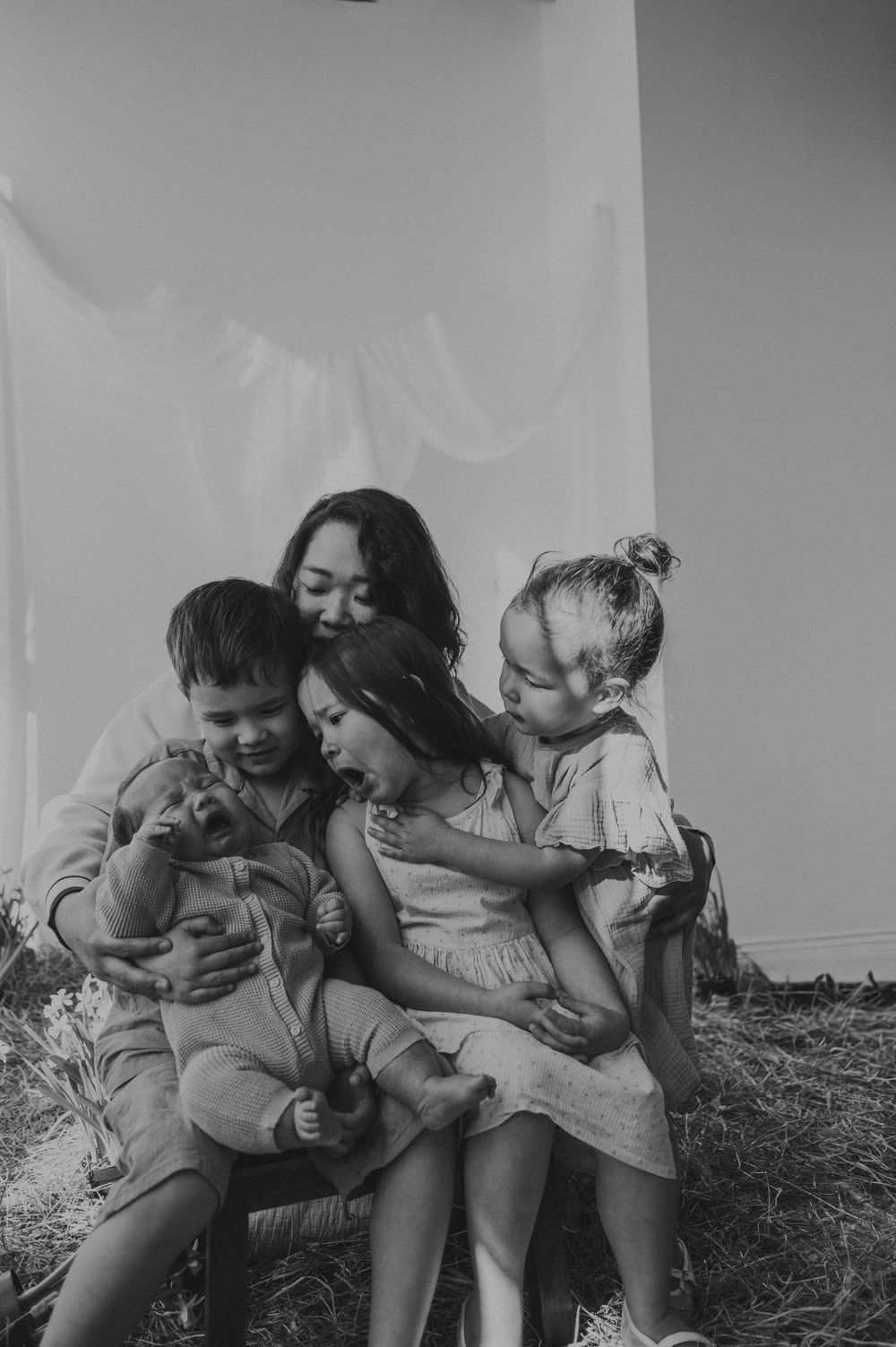 Lifestyle Photography by Marina Dams Indoors Family Photoshoot Vancouver