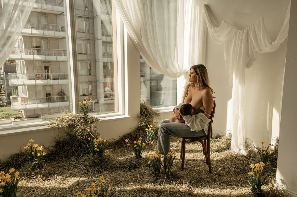 Lifestyle Photography by Marina Dams Indoors Mommy & Me  Photoshoot Vancouver