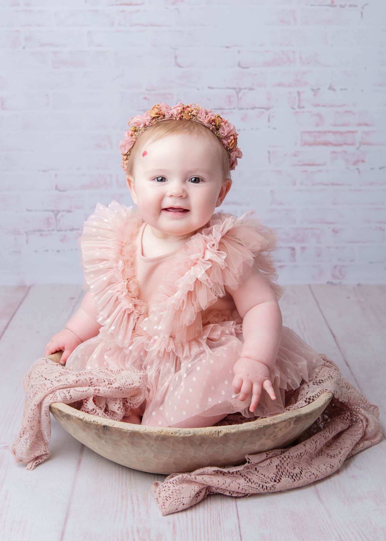 sitter session photoshoot baby picture bromsgrove Worcester