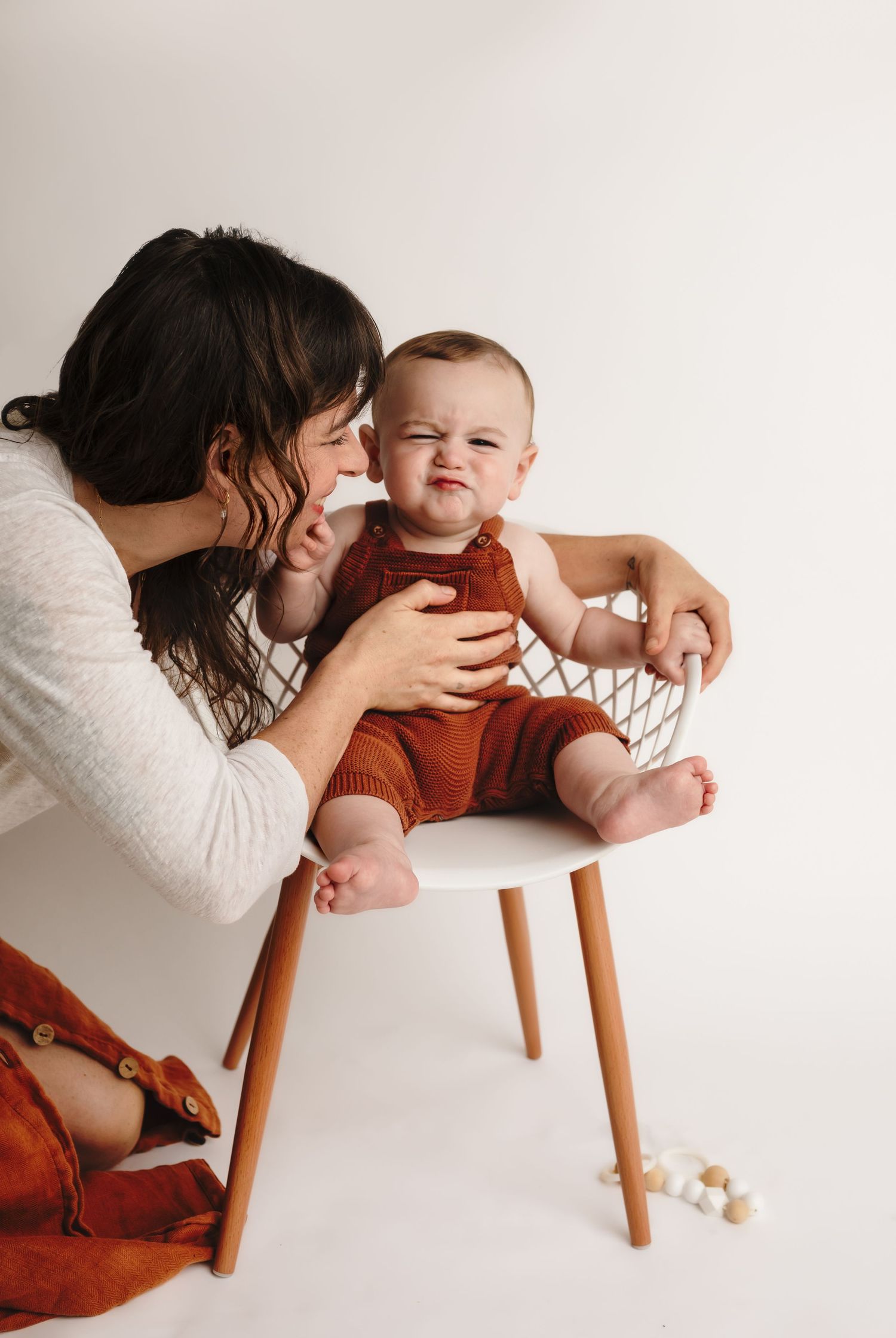 Harrisonburg photographer, newborn, baby, milestone, family, maternity, mommy and me session with baby in orange romper