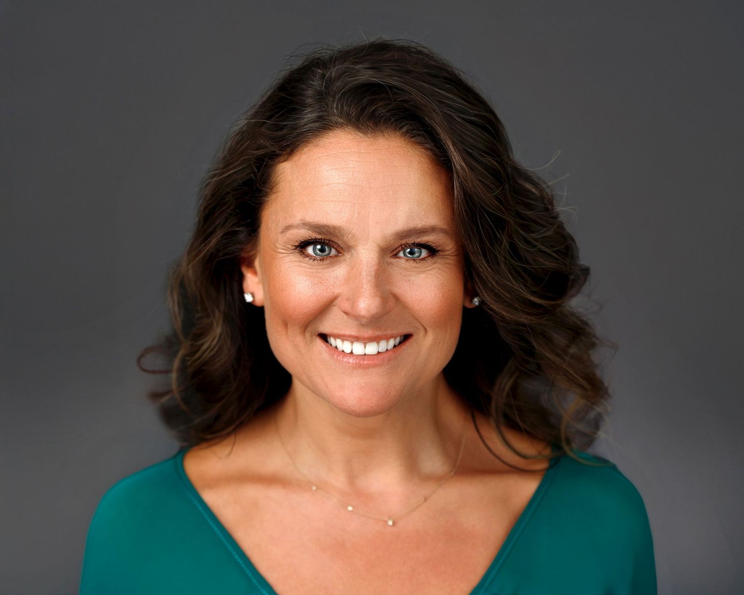 Headshots Bergen County NJ professional woman