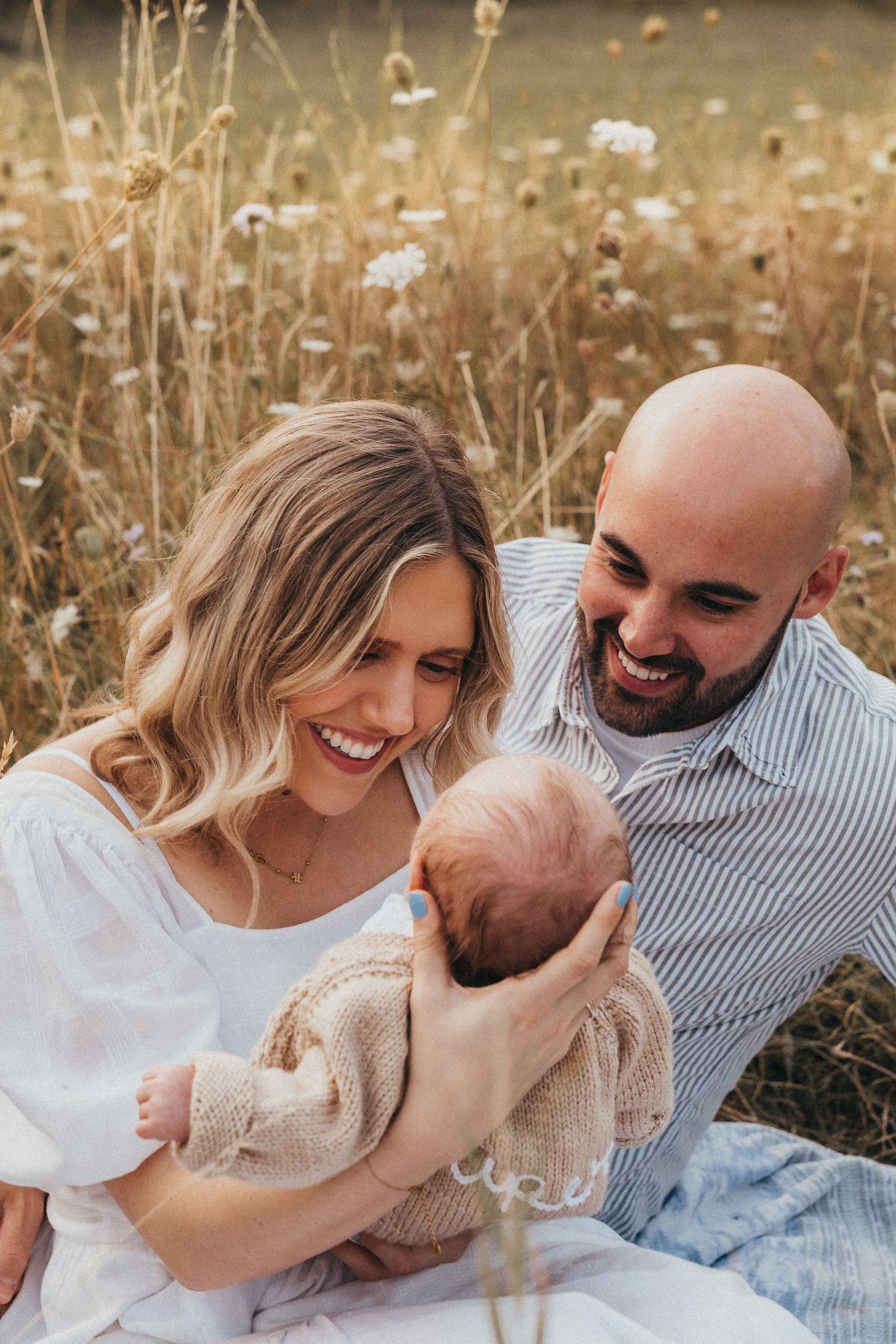 Outdoor Golden Hour Newborn Photo Shoot