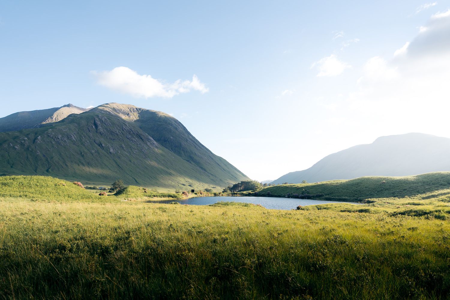 lac dans la vallée du glen etive en écosse
