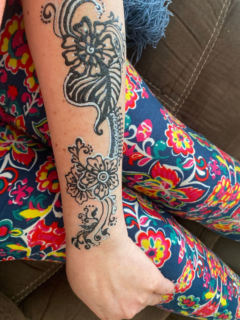 HENNA LACE TATTOO