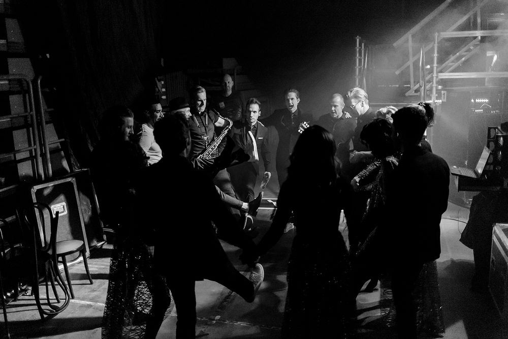Oh what a night I Globen. Fotograf Rebecca Nordin. Peter Johansson, David Lindgren, Robert Rydberg och Bruno Mitsogiannis. Backstage.