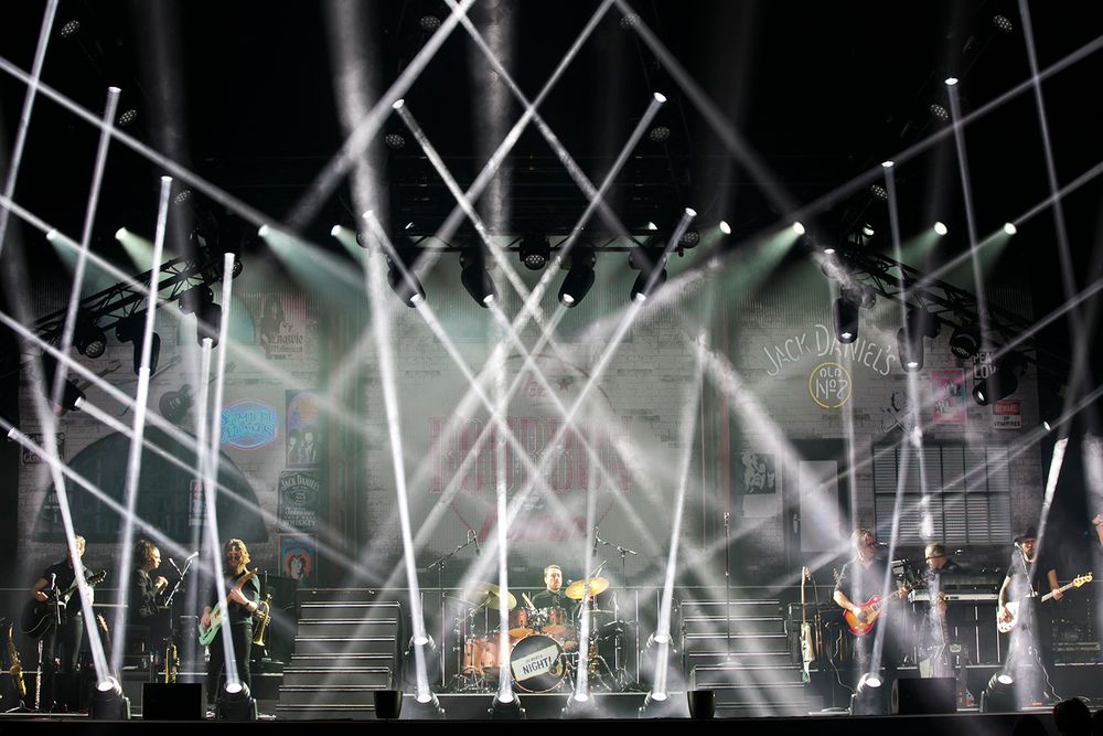 Oh what a night I Globen. Fotograf Rebecca Nordin. Peter Johansson, David Lindgren, Robert Rydberg och Bruno Mitsogiannis.