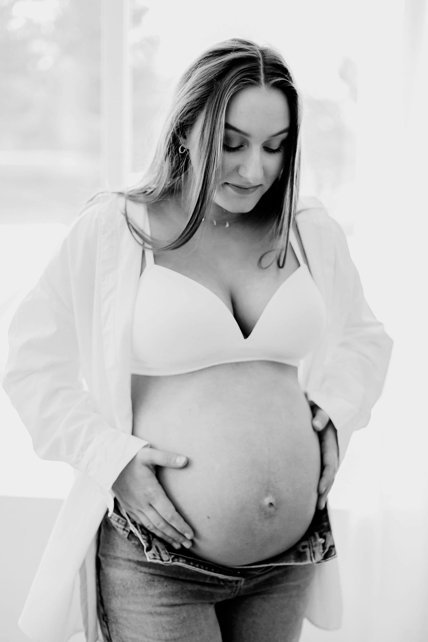Gravidbilder vid Räggårdsviken på Hammarö. Familjen Palovaara. Fotograf Rebecca Nordin.