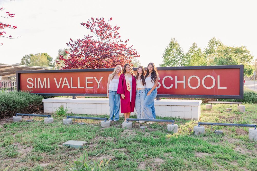 Simi Valley Senior Photographer, Simi Valley Senior Rep Team, Graduation Photos, Graduation photographer, Simi Valley outdoor photographer