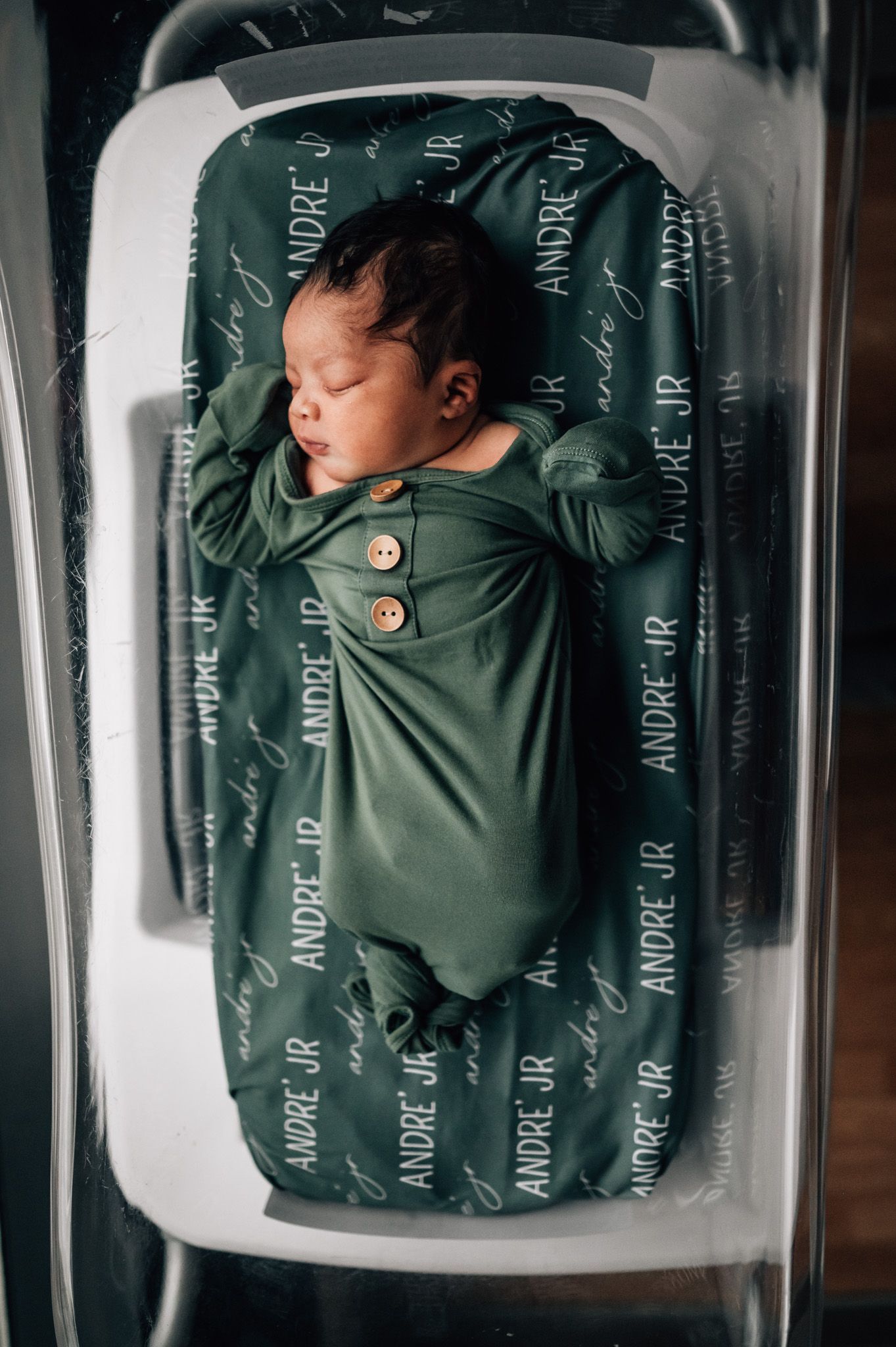 Hospital-infant-photo-bassinet