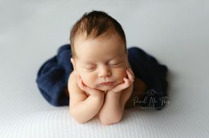 A sweet newborn boy doing the froggie pose. Greenville SC newborn photographer. - Easley Sc newborn photographer. Greenville SC photos