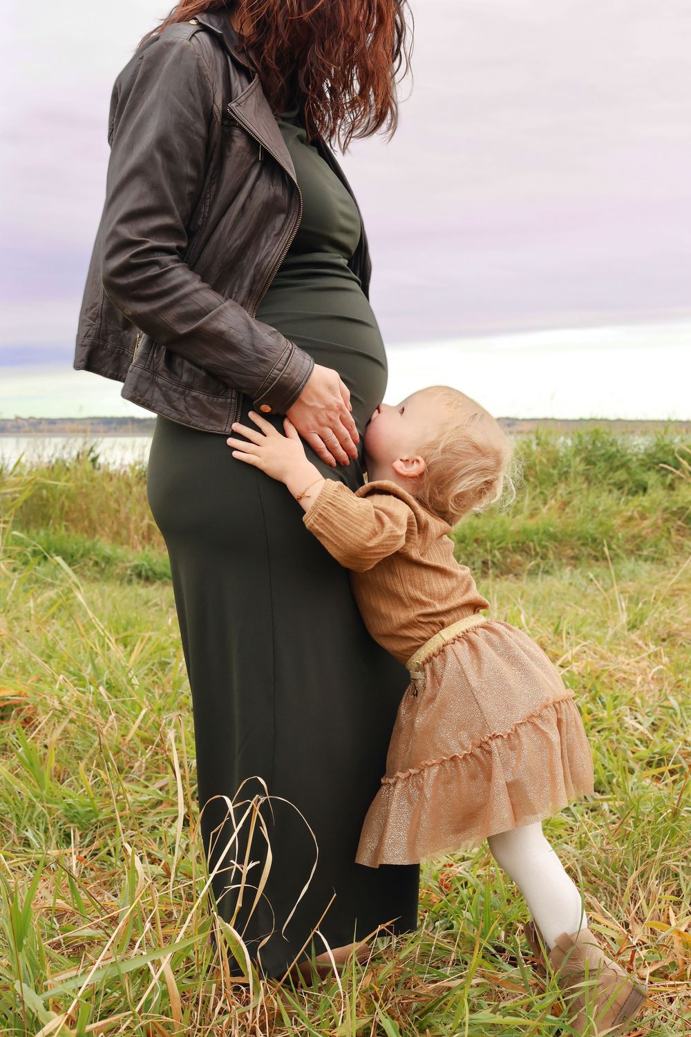 Edmonton Based Maternity Photographer