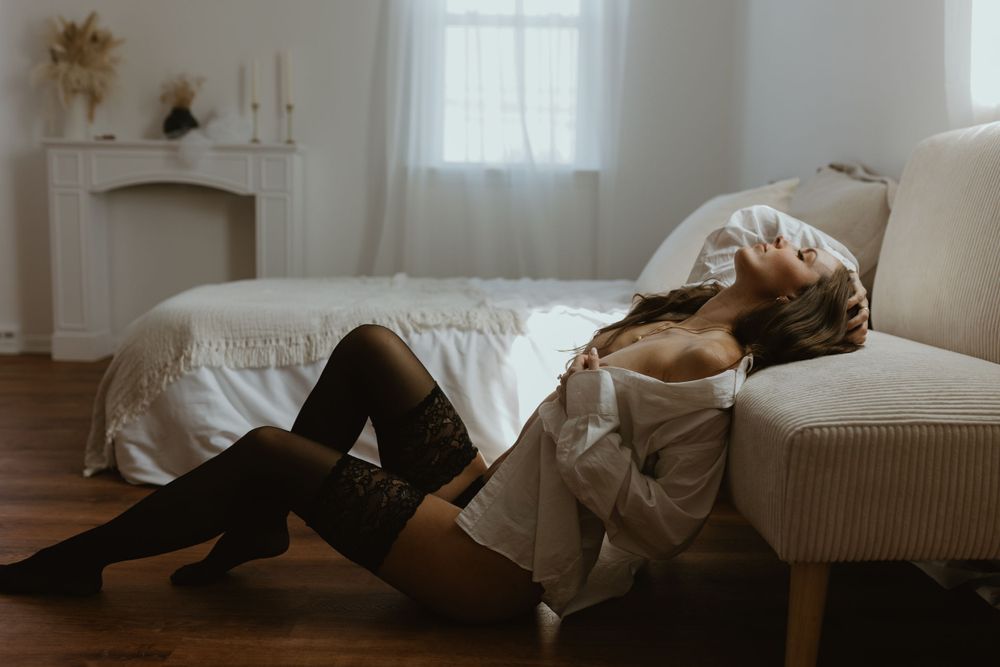 Sexy intimate boudoir session in Long Island, New York by Long Island Boudoir Photographer, Danielle Jenkin Photography