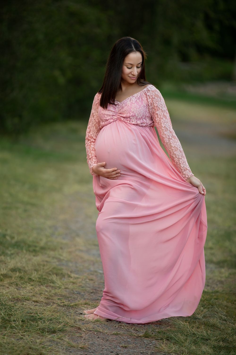 Maternity pregnancy photographer photography bump Brisbane Ipswich motherhood photos outdoors oxley forest lake