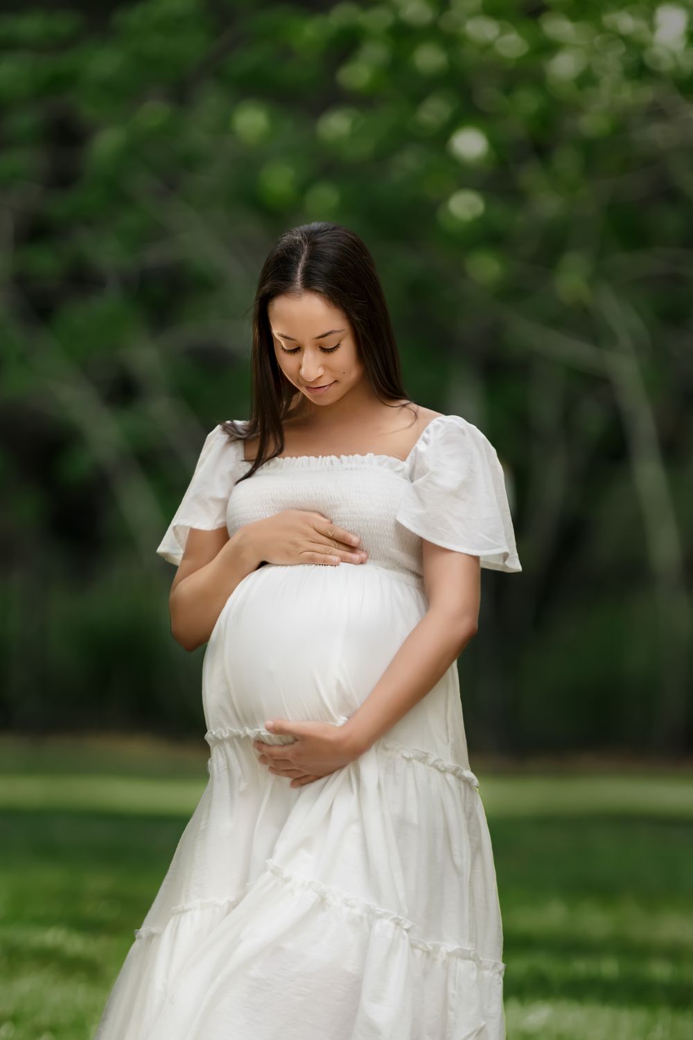 Maternity pregnancy photographer photography bump Brisbane Ipswich hospital maternity photos outdoors oxley sherwood