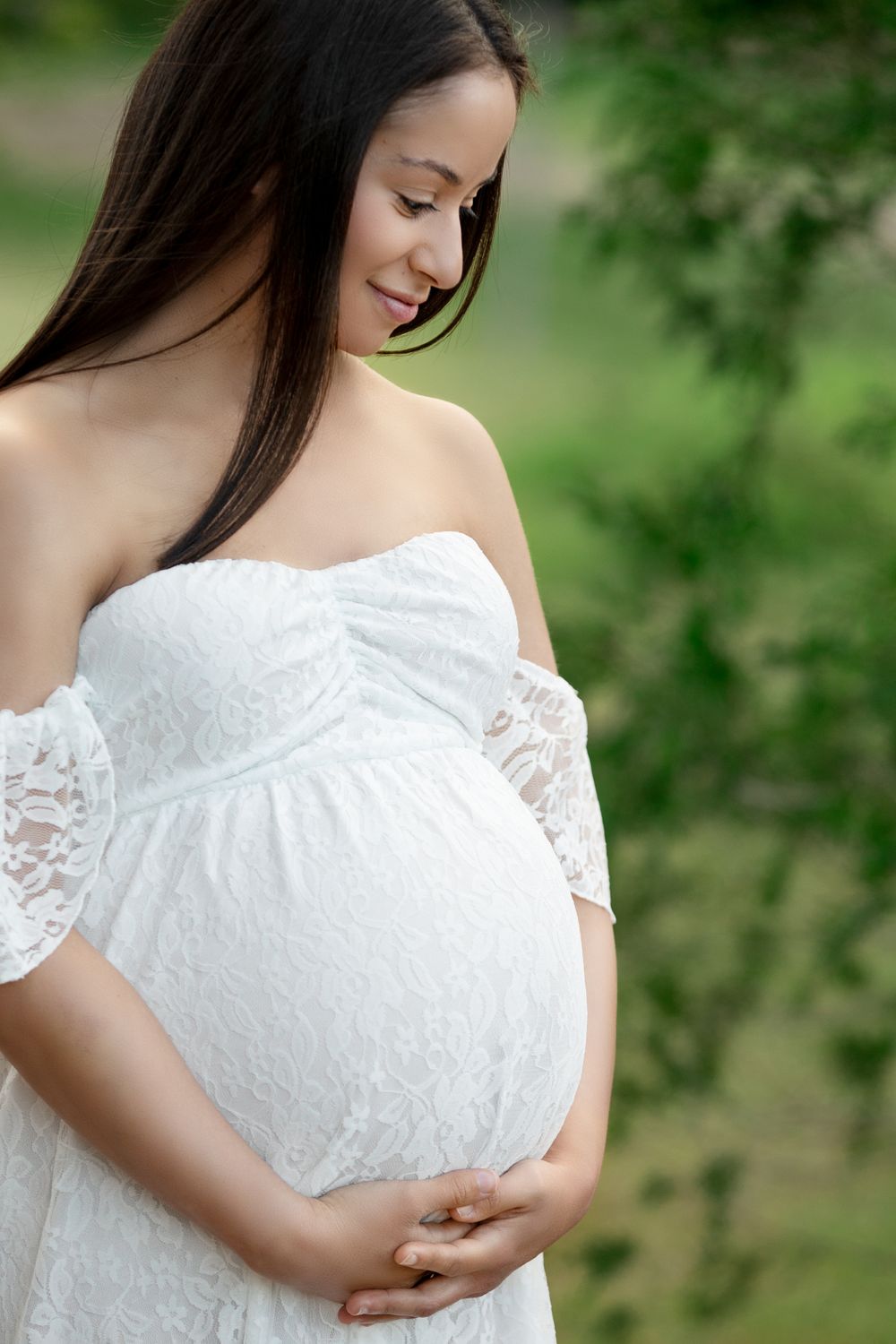 Maternity pregnancy photographer photography bump Brisbane Ipswich Mater maternity photos outdoors oxley forest lake