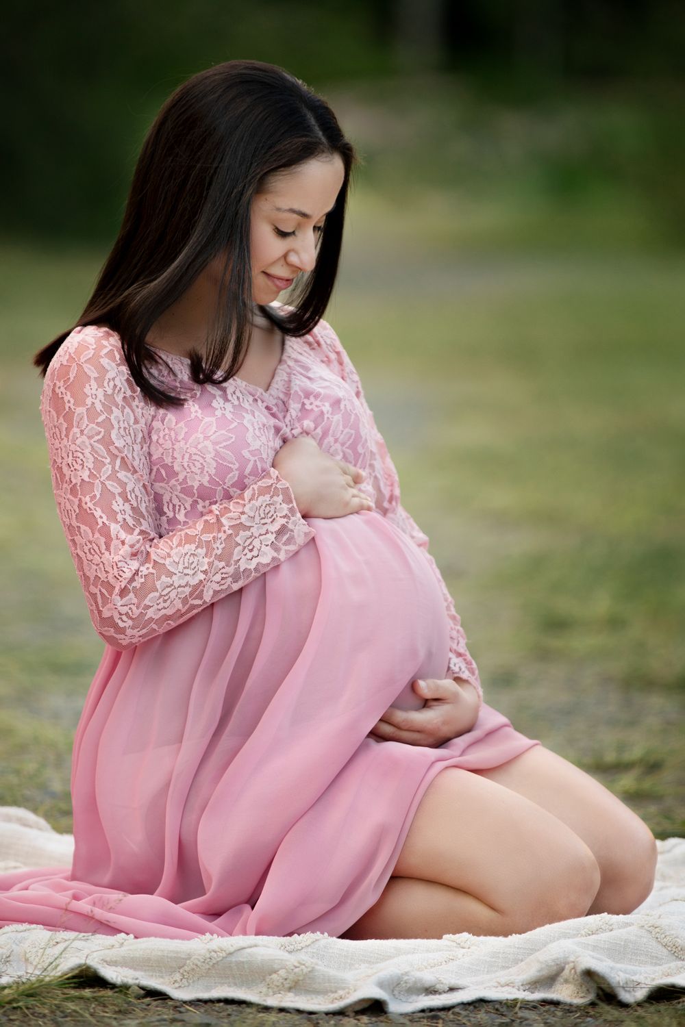 Maternity pregnancy photographer photography bump Brisbane Ipswich motherhood photos outdoors oxley forest lake
