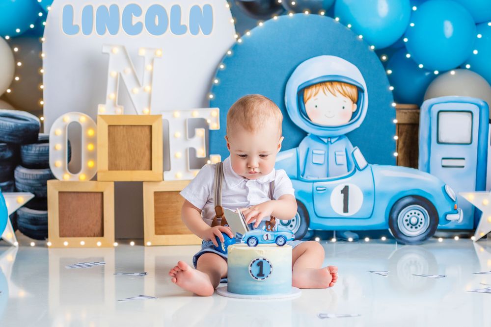 Professional cake smash photography Brisbane Southside – Springfield Lakes portraits. Camira, goodna, redbank, Belbird park