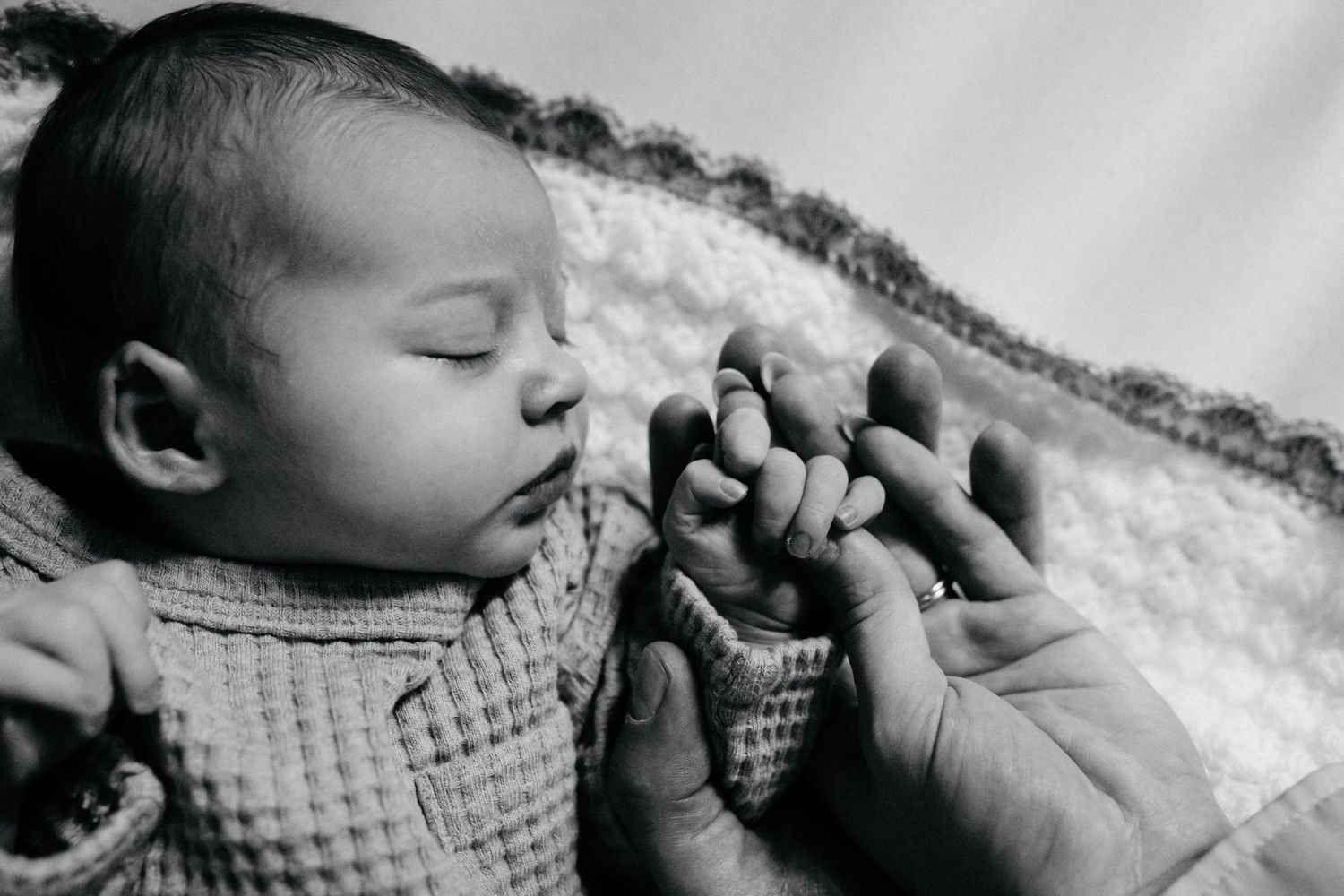 Medicine Hat newborn and maternity photographer.