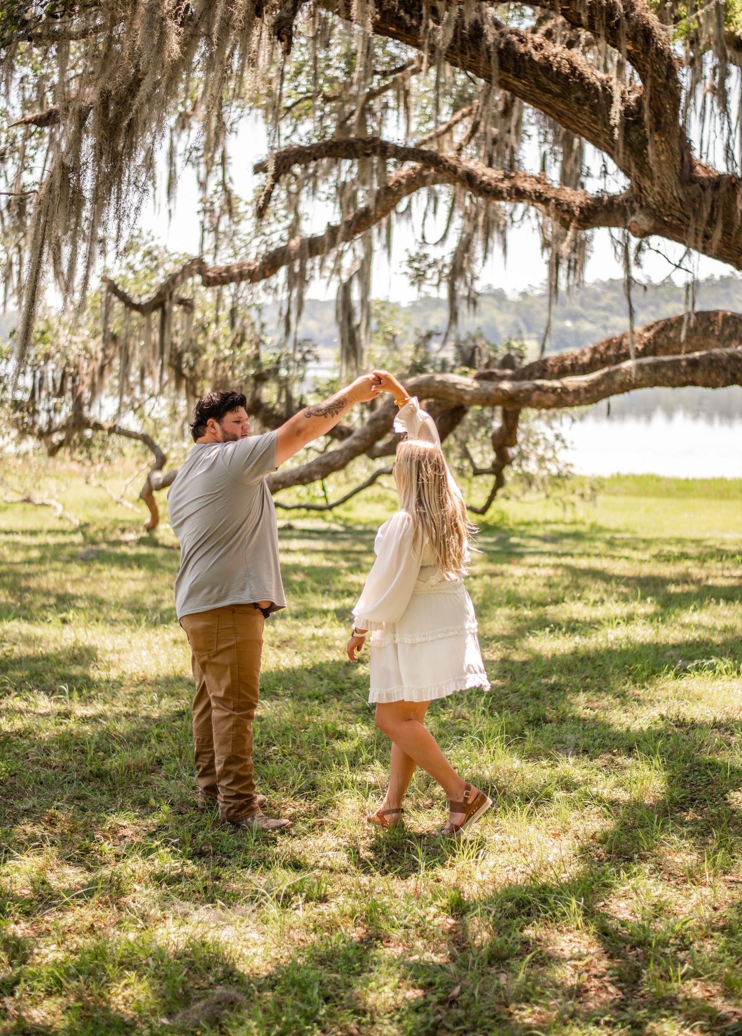 golden hour engagement pictures, engagement pictures in cairo, ga