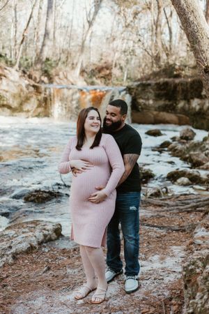 Maternity session with a waterfall