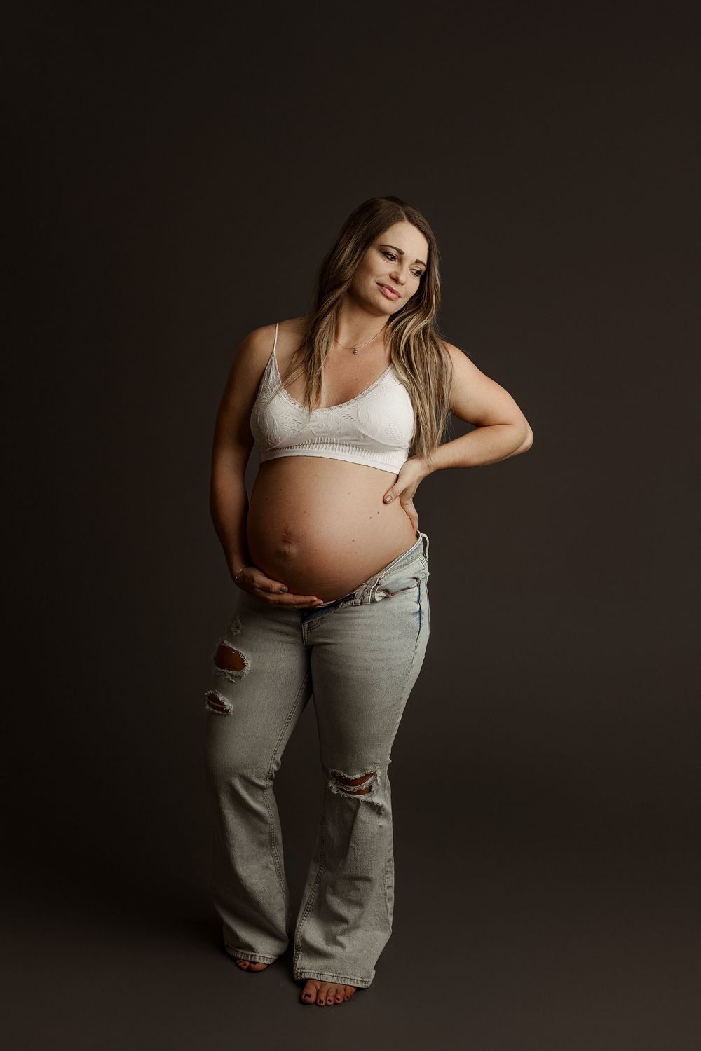 Wichita maternity photographer, maternity photography near me Wichita, maternity photoshoot, maternity photography packages