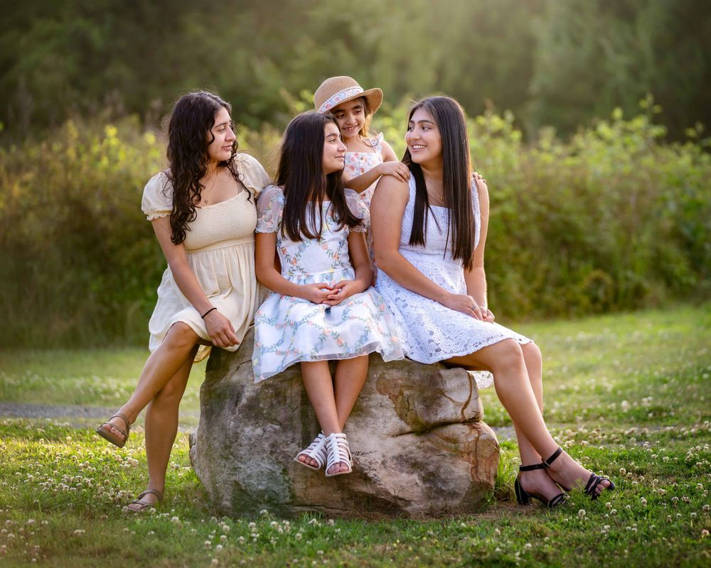 hermanas, familia, sisters, family, cuatro hermanas, four sisters, mujeres, mujercitas, jovenes, little women, youth, adolescentes, teenager
