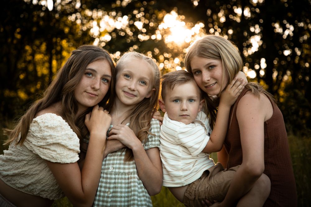 Portraits sunset, moody, hunting, outfitter photography