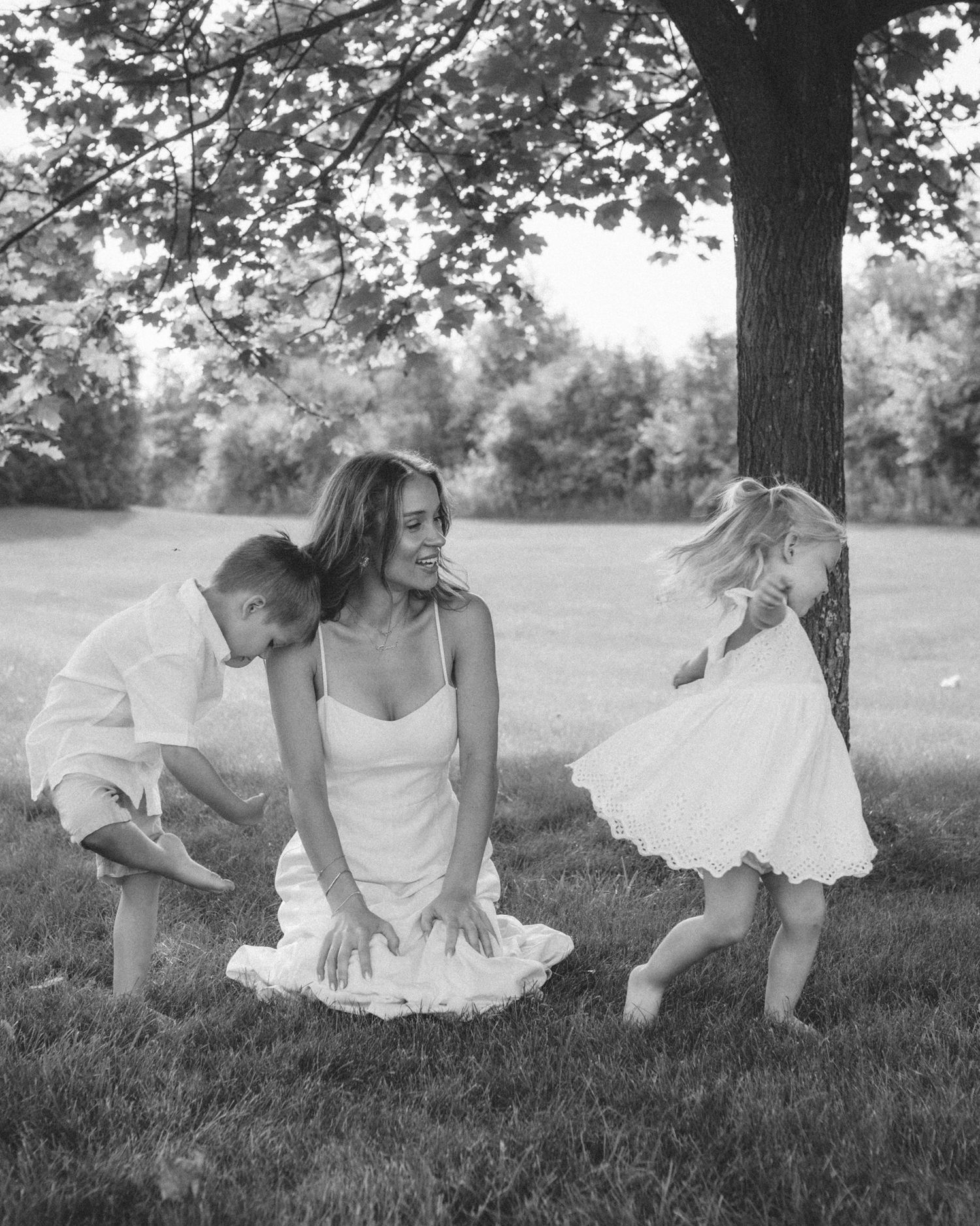 family, backyard session, port perry family photographer, stouffville family photographer